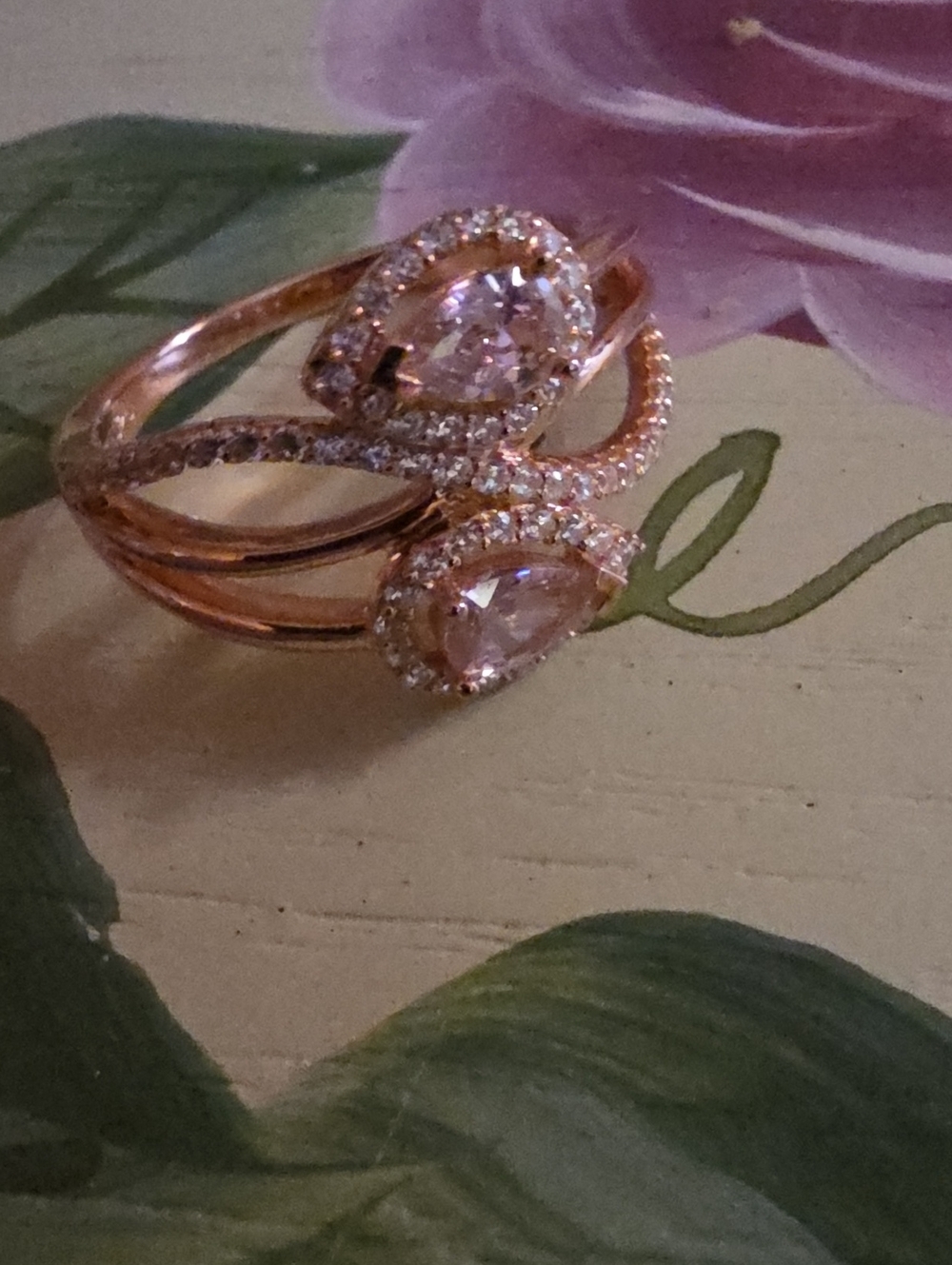 Bella Luce(R) Pink & White Diamond Simulants Eterno(TM) Rose Ring